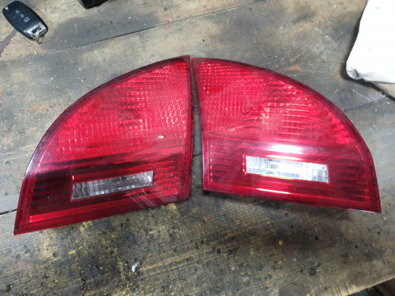 2015 KIA VENGA  TAILGATE LIGHTS 92406-1P000 OEM