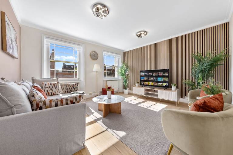 High-end AIRBNB and PROPERTY PHOTOGRAPHER (Affordable & Professional)  *All London areas*