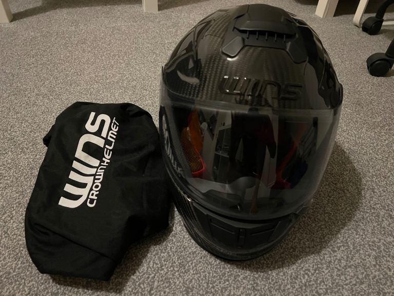 WNS Carbon Fibre Full Face Motorcycle Helmet Size L – Never Used