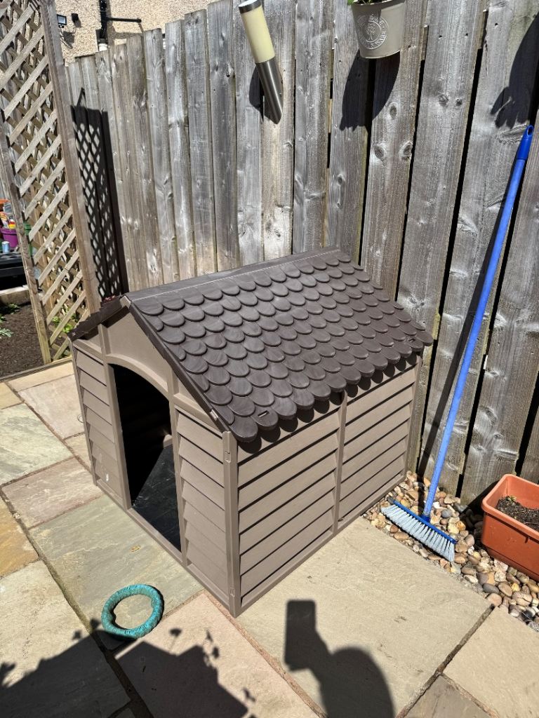 Easy build dog kennel
