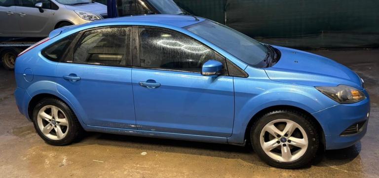 image for 2010 Ford Focus 1.6 ZETEC - FIVE DOOR - FIVE SPEED MANUAL - ULEZ HATCHBACK Petrol Manual