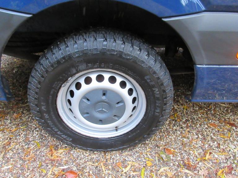 2014 Mercedes-Benz Sprinter 316 2.1CDi 3.5T L2H2 MWB MED ROOF [Email address removed. Click Email...