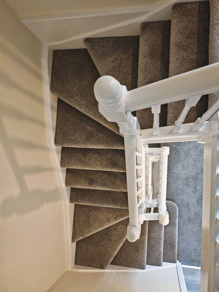 Carpet & laminate flooring supply & fit