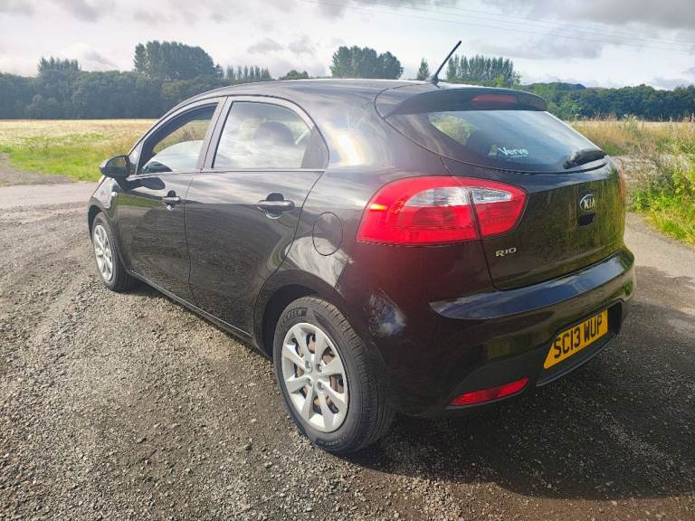 KIA RIO 1.2 £35 TAX