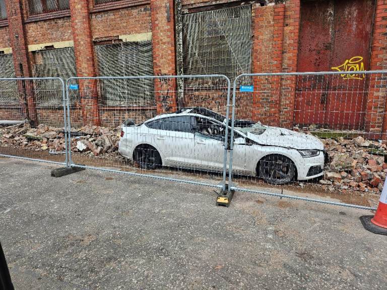 SCRAP cars vans wanted,no mot 24 / 7