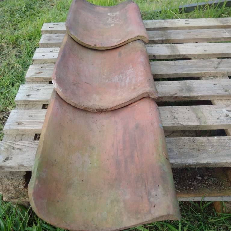 1100+ Reclaimed, handmade antique red clay 'Dutch' Pantiles