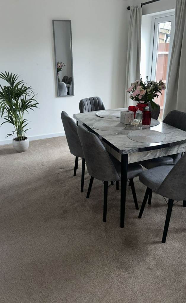 Brand New Modern Grey Extendable Dining Table with 6 chairs - Free Delivery 