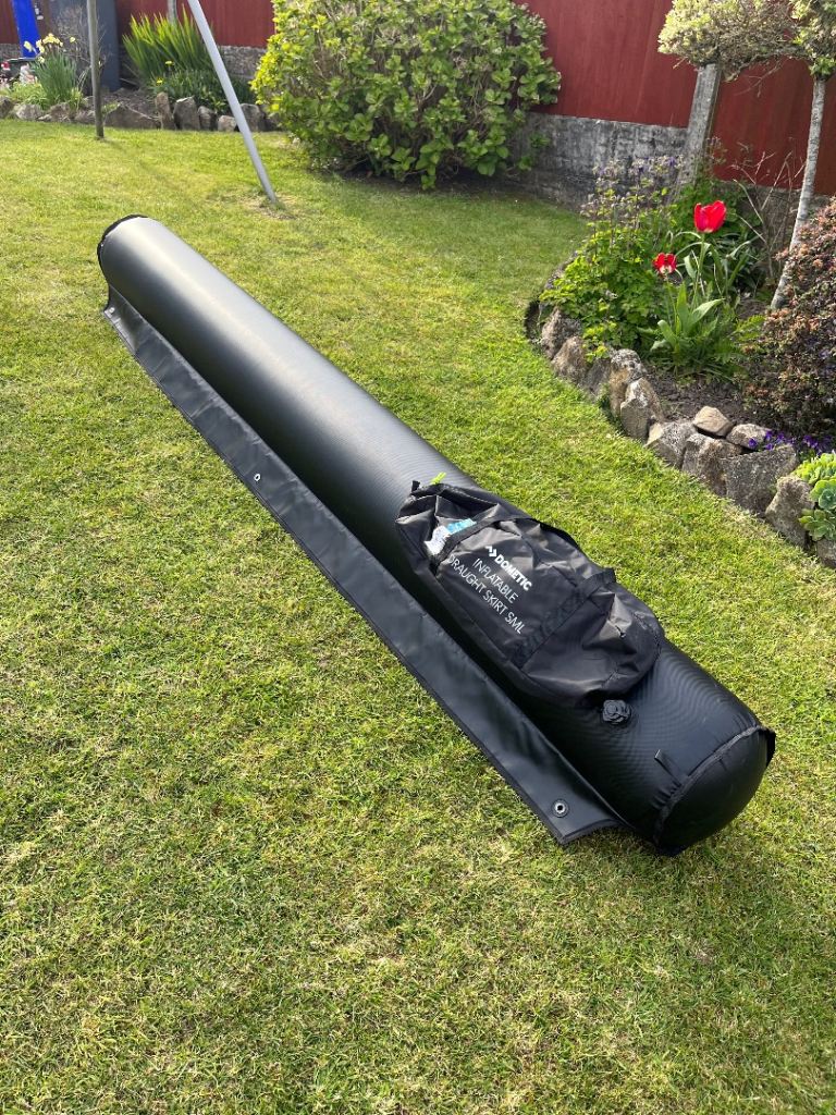 Dometic inflatable draught skirt for short wheel base
