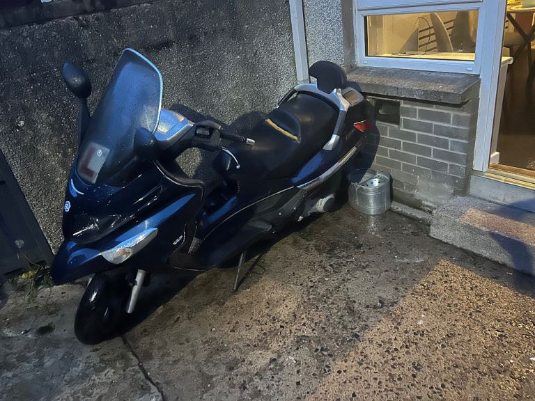 Piaggio, XEVO, 2008, 124 (cc)