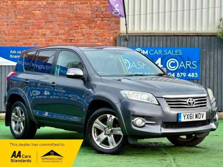 Toyota RAV4 2.2 D-CAT SR SUV 5dr Diesel Auto 4WD Euro 5 (150 ps)