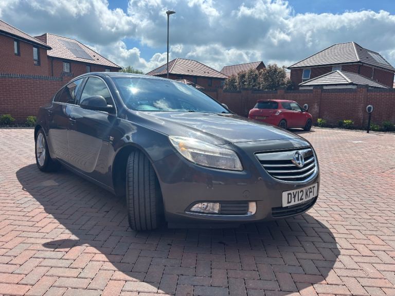 Vauxhall, INSIGNIA, Hatchback, 2012, Manual, 1364 (cc), 5 doors