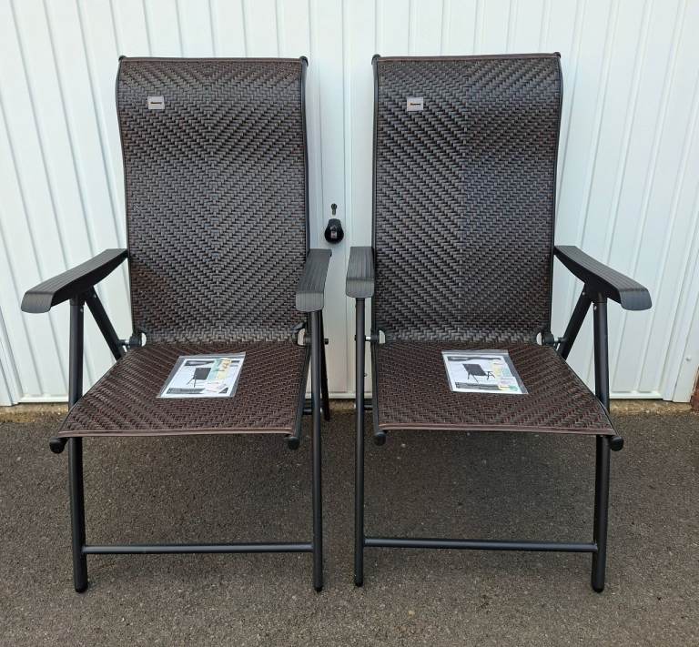 Reclining Garden Chairs 