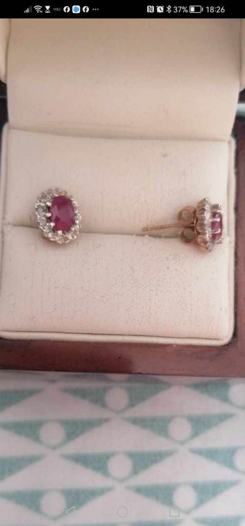 image for Gold earrings 