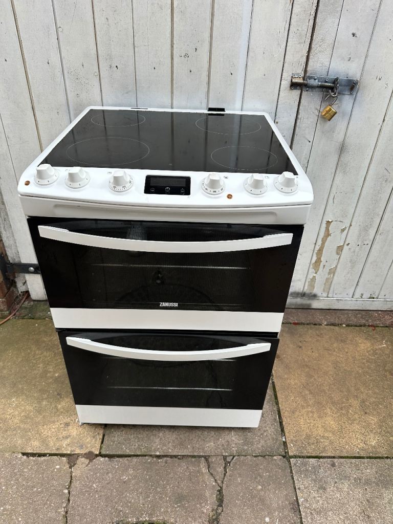 image for Zanussi Electric Cooker 60cm