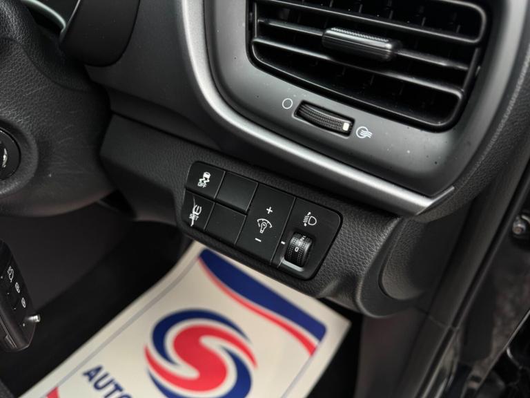 2019 Kia Stonic 1.0 T-GDi 2 Euro 6 (s/s) 5dr HATCHBACK Petrol Manual