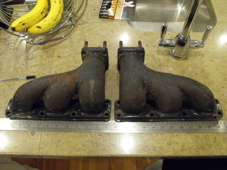 Jaguar E-Type exhaust manifolds One pair. Remove from a 1962 Jaguar E-Type 3.8.