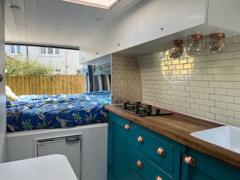GORGEOUS 5-BERTH CAMPERVAN CONVERSION- NOW REDUCED!