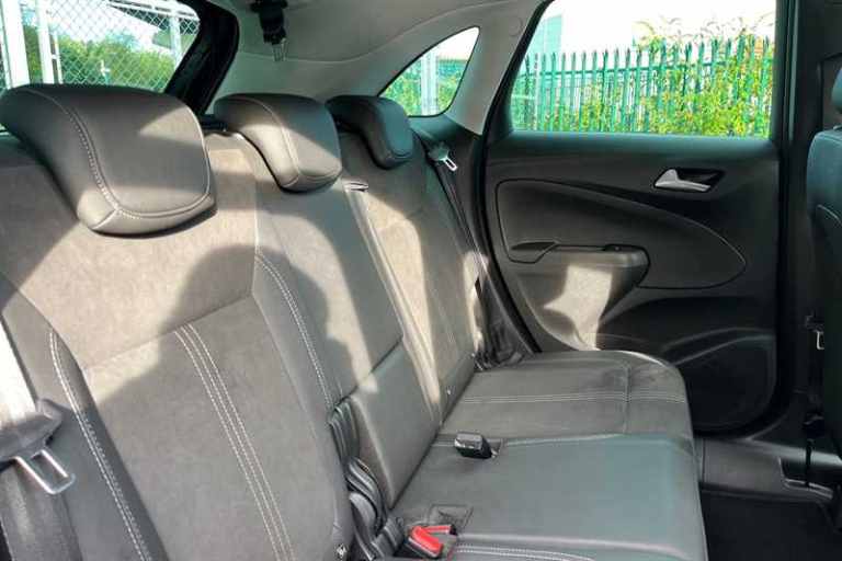 2022 Vauxhall Crossland 1.2i Turbo (130 PS) Ultimate 5 Door Petrol SUV *** 1 Owner / Full Vauxhal...