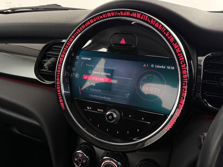 2021 MINI Hatch 1.5 Cooper Classic Euro 6 (s/s) 3dr HATCHBACK Petrol Manual