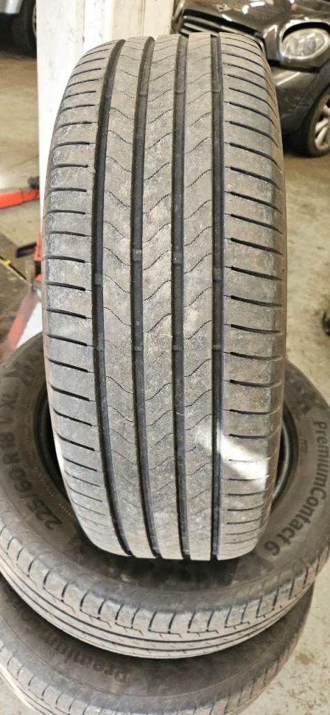 225/60R18 bridgestone tyre