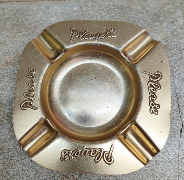 Ashtray 