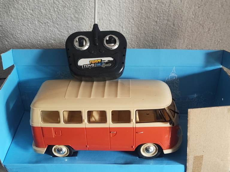 Remote control VW campervan 