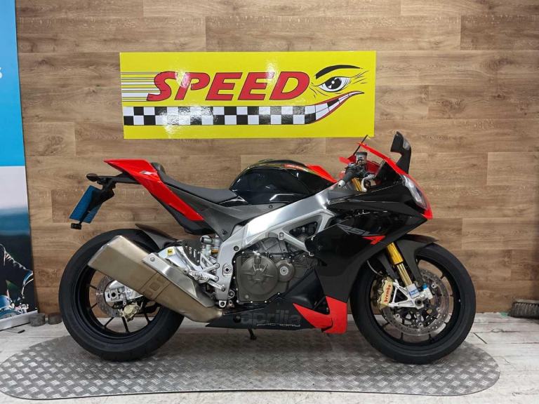 APRILIA RSV4 FACTORY