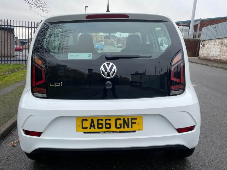 Volkswagen, UP, Hatchback, 2016, Manual, 999 (cc), 5 doors