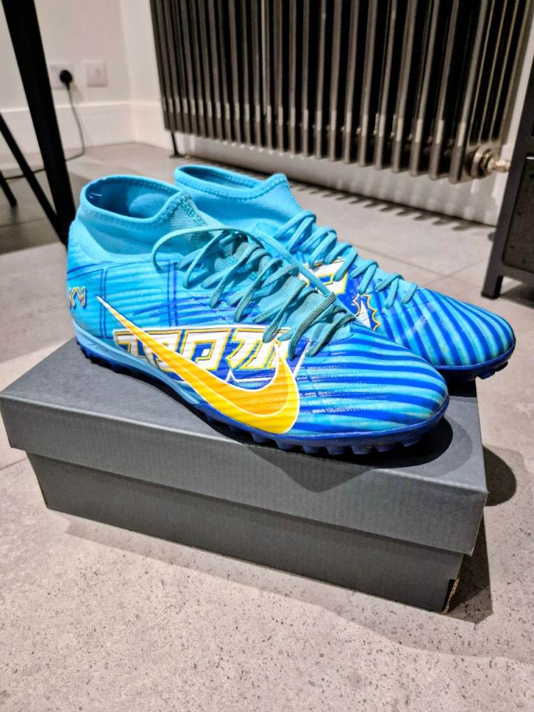 Nike air zoom Mercurial Superfly mbappe astro turf 