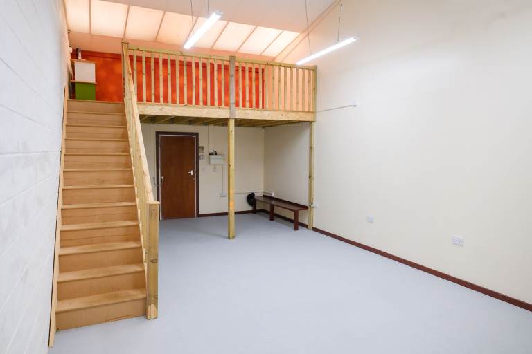 Industrial / workshop / e-commerce / artist studio units