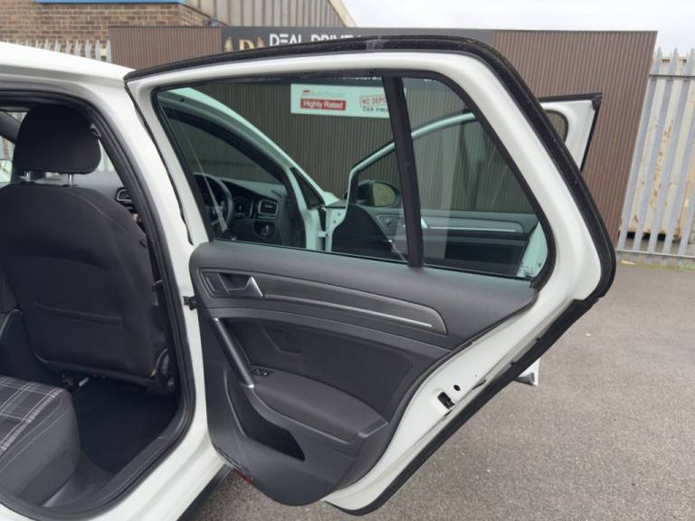 2017 Volkswagen Golf 2.0 TDI BlueMotion Tech GTD Hatchback 5dr Diesel Manual Euro 6 (s/s) (184 p ...