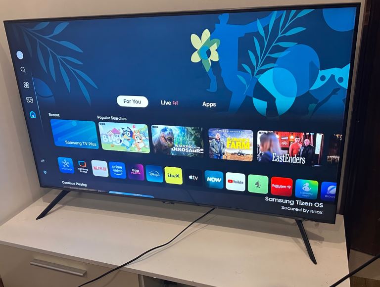 Samsung Smart TV – Excellent Condition