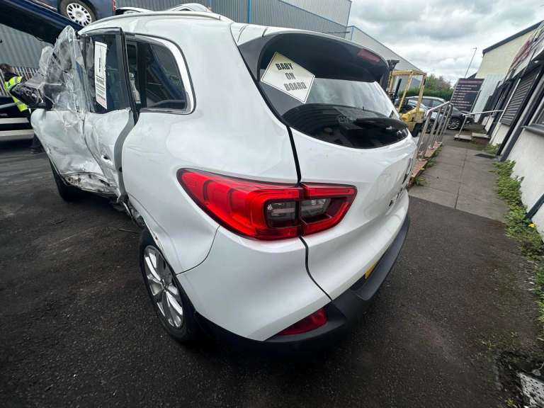 2016 RENAULT KADJAR 1.2 TCE DYNAMIQUE NAV BREAKING FOR PARTS 