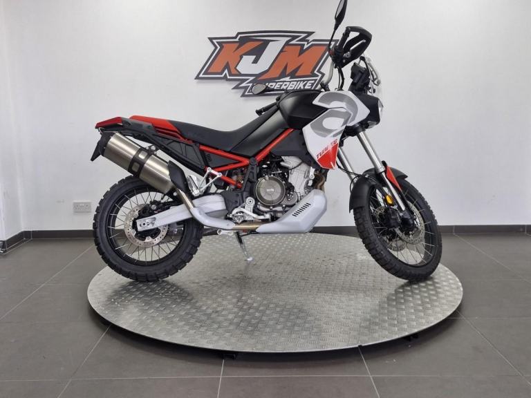 Aprilia Tuareg 660