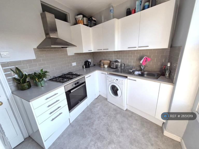 2 bedroom flat in Montpelier, Bristol, BS6 (2 bed) (#2651019)