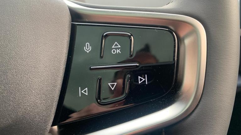 2025 Volvo EX30 Single Motor Extended Range 69kWh Ultra SUV 5dr Electric Auto (272 ps) ESTATE Ele...