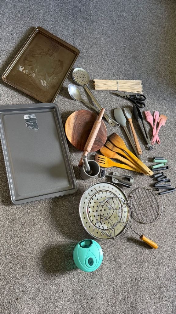 All kitchen accessories 