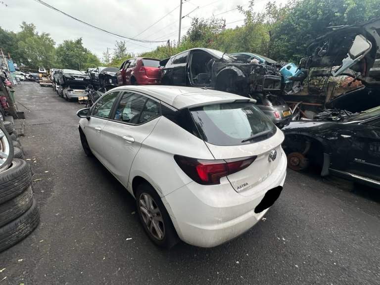  VAUXHALL ASTRA K 2015 1.6 DIESEL BREAKING FOR PARTS 