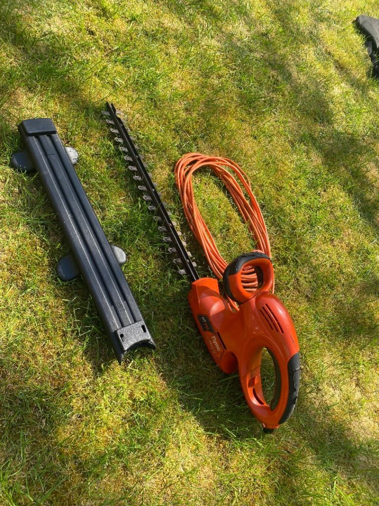 FLYMO Electric Hedge Trimmer