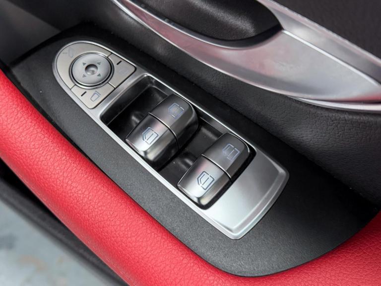 2019 Mercedes-Benz E Class 2.0 E350 AMG Line (Premium Plus) Coupe 2dr Petrol G-Tronic+ Euro 6 (s/...