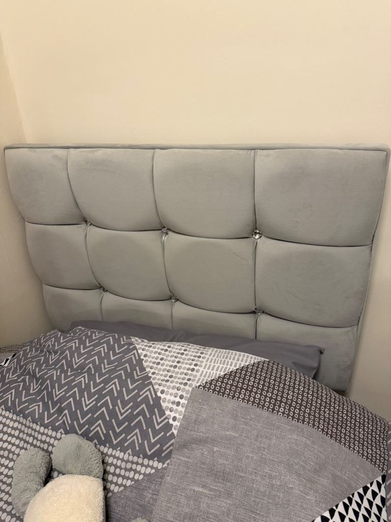 Single headboard 