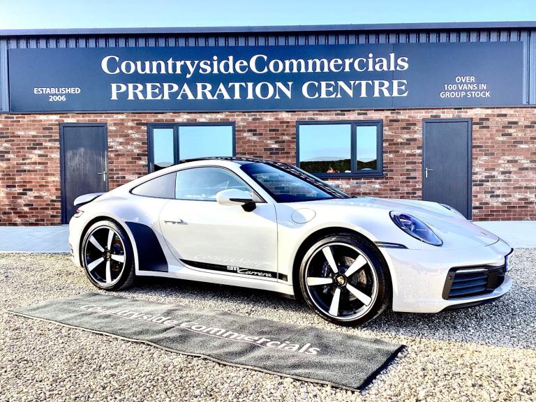 2021 Porsche 911 911 3.0 992 CARRERA COUPE 2DR PETROL PDK 385PS / FULLY LOADED 911 COUPE Petrol M...