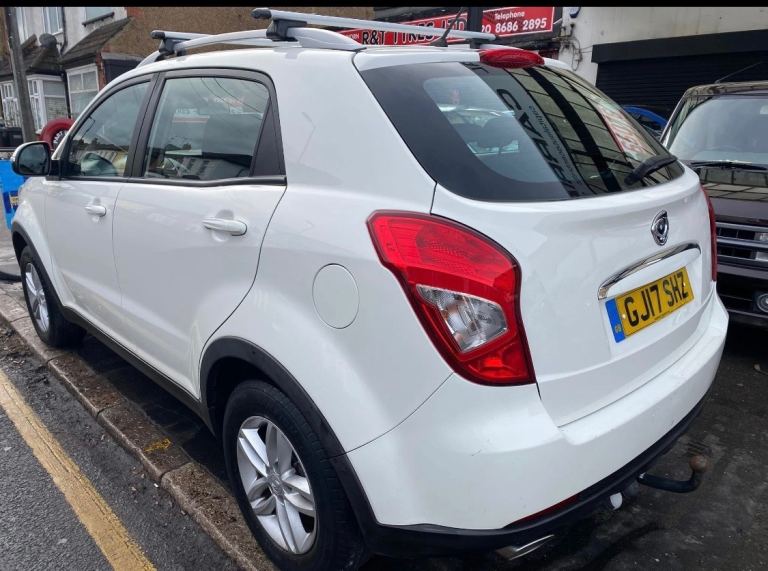 Ssangyong korando suv 2017