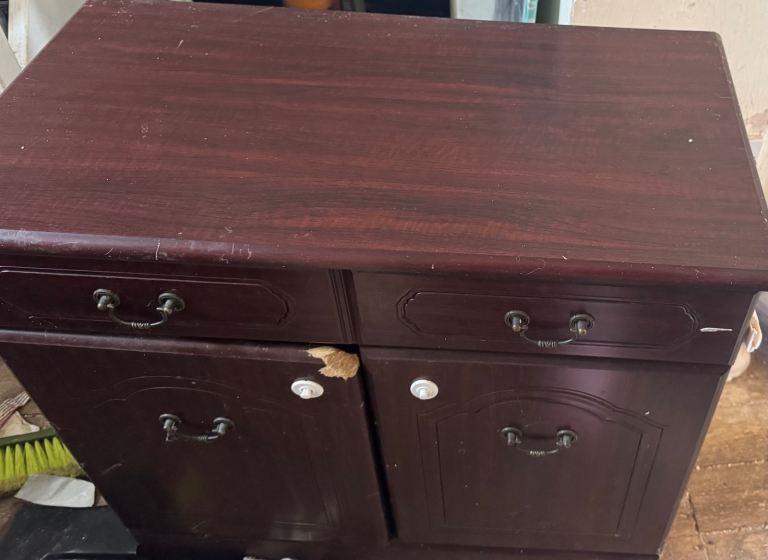 Free cabinet