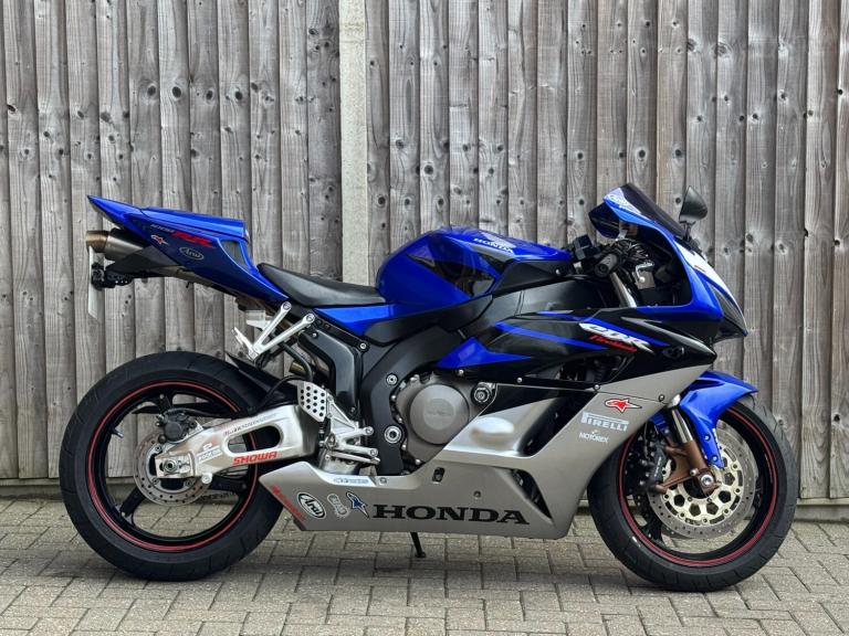 HONDA CBR 1000 RR FIREBLADE 2005 (05) SUPER SPORT + 7,310 MILES + VERY CLEAN 