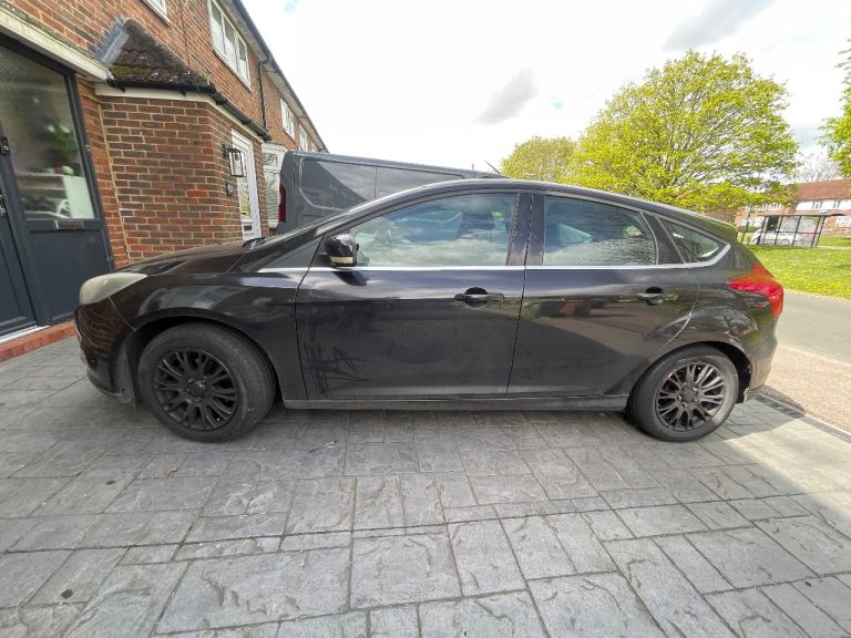 Ford, FOCUS, Hatchback, 2011, Manual, 1596 (cc), 5 doors