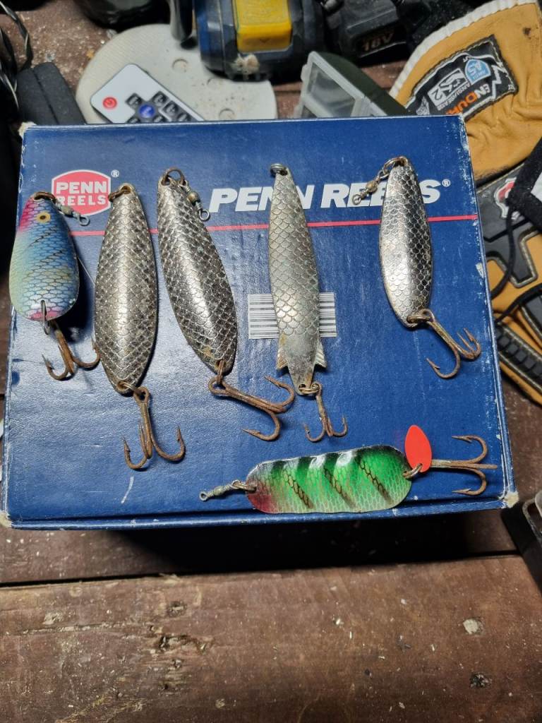 Vintage abu fishing lures 