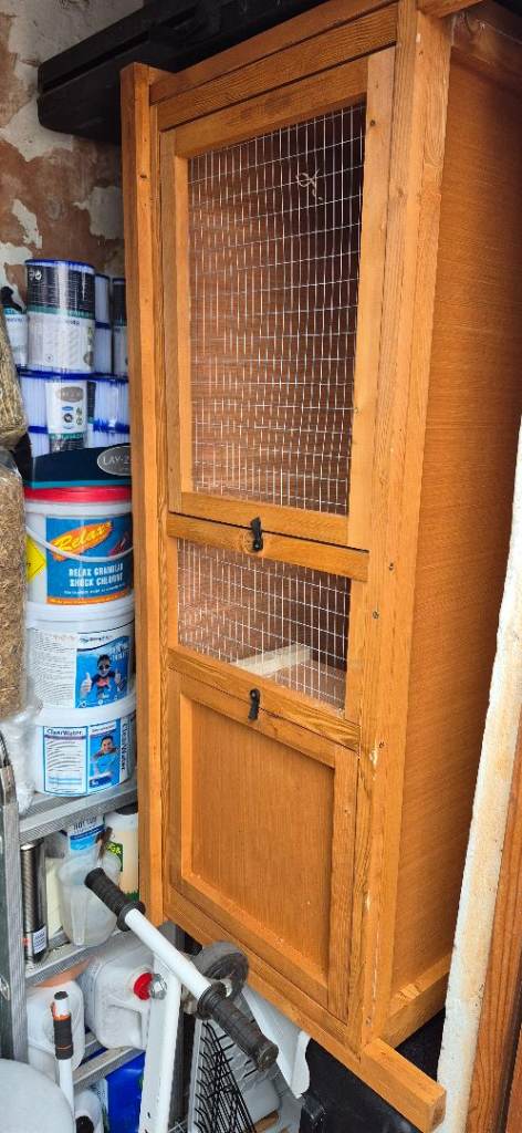 Brand new rabbit/guinea pig hutch