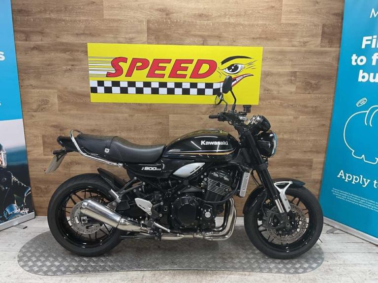 Kawasaki Z900RS