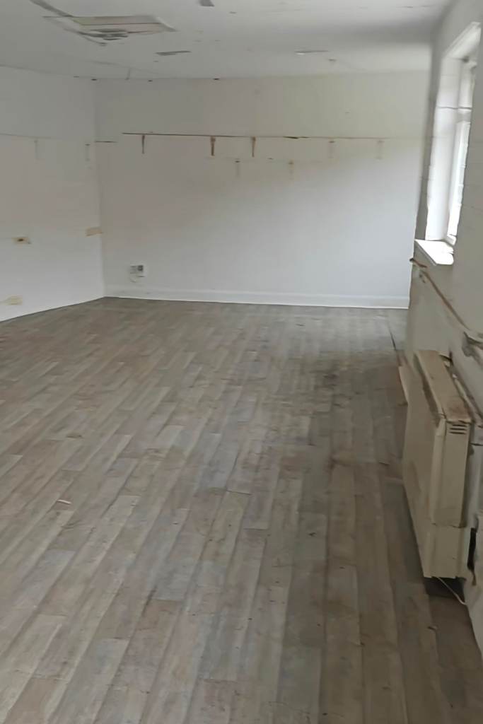 Storage Garage unit in Leicester 